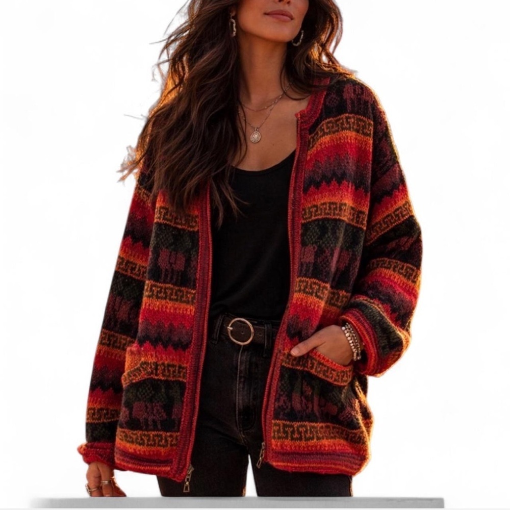 Women's Multicolor Aztec Patterned Cardigan